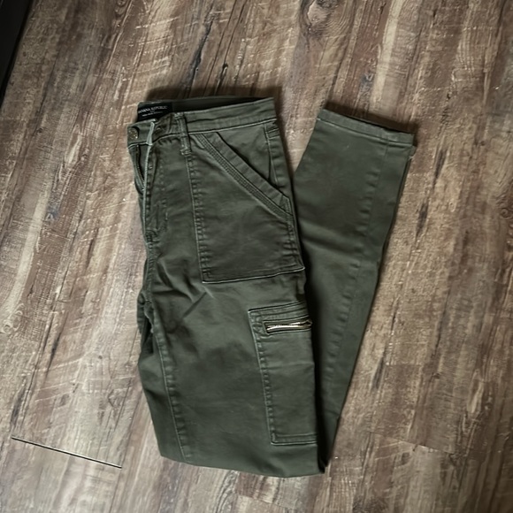 Banana Republic Green jeans, side packets in great condition - Picture 3 of 7